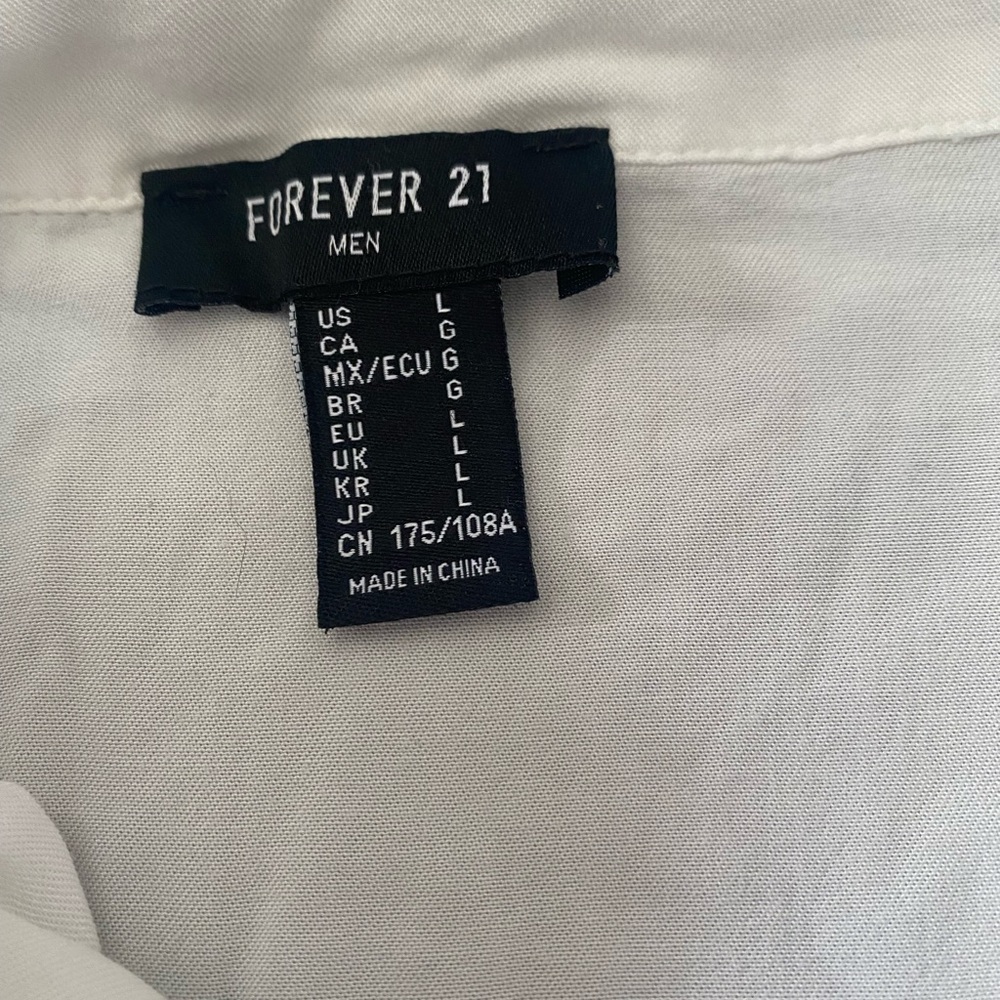 Forever 21 White Short-Sleeve Scenic Print Button-Down Shirt - Picture 4 of 5